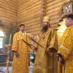 В Неделю 1-ю по Пятидесятнице, Всех святых, епископ Савватий совершил Божественную литургию в храме Святой Троицы