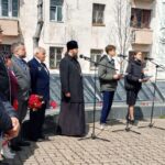 СЕКРЕТАРЬ ВАНИНСКОЙ ЕПАРХИИ ПРИНЯЛ УЧАСТИЕ В ТОРЖЕСТВЕННОМ ОТКРЫТИИ АКЦИИ «ВАХТА ПАМЯТИ»