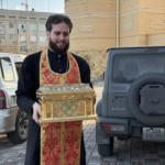 В ВАНИНСКУЮ ЕПАРХИЮ ДОСТАВИЛИ КОВЧЕГ С ЧЕСТНОЙ ГЛАВОЙ СВЯТИТЕЛЯ  ИННОКЕНТИЯ  МОСКОВСКОГО