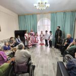 ДЕТСКИЕ УЛЫБКИ СОГРЕЛИ СЕРДЦА ПОЖИЛЫХ